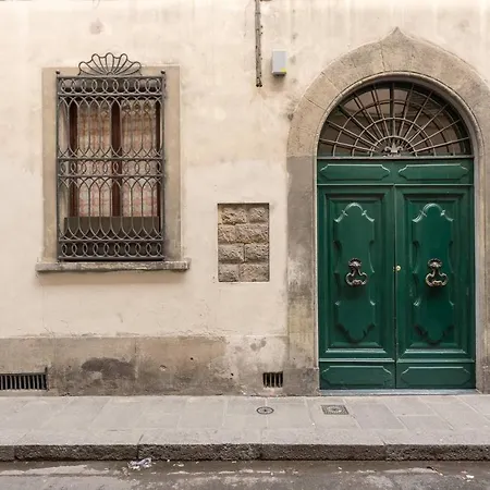 Pilastri Apartman Firenze